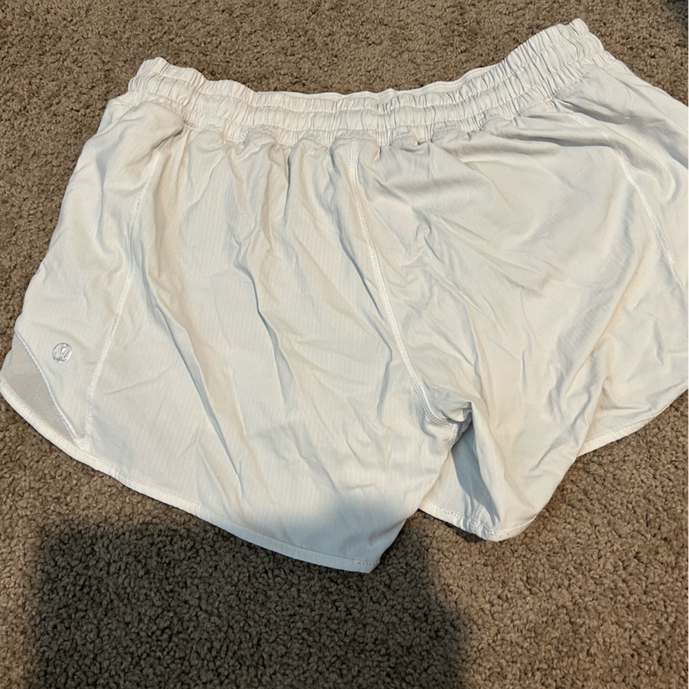 Lululemon white shorts size 10